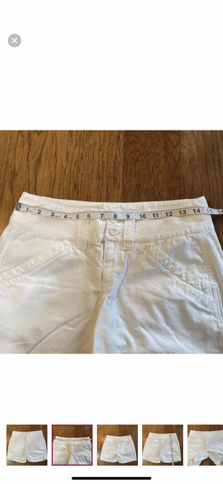 TNF North Face Size 4 White 100% Cotton Double Button 5” Inseam Shorts